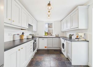 Kitchen- click for photo gallery